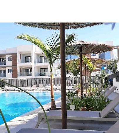 Cosmos Residence Paralimni Luaran gambar
