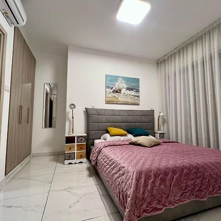 Cosmos Residence Paralimni Luaran gambar