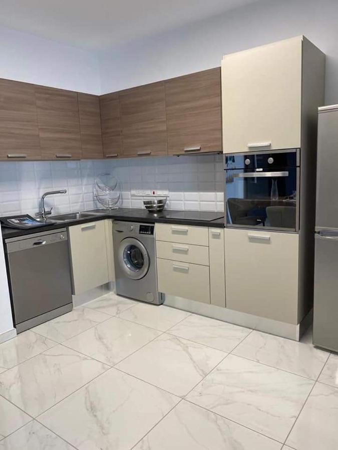 Cosmos Residence Paralimni Luaran gambar